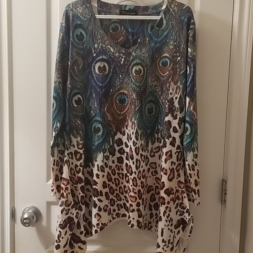 Long sleeved sweater